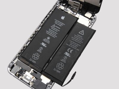 Apple не будет лишать гарантии iPhone с неоригинальными батареями