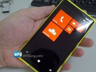 Засвечен потенциальный прототип Nokia Windows Phone 8 из Китая