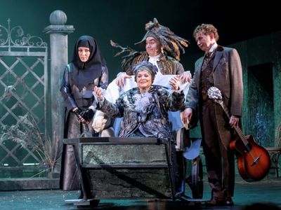 «Триколор» покажет телепремьеру спектакля «Волки и овцы» по пьесе Островского