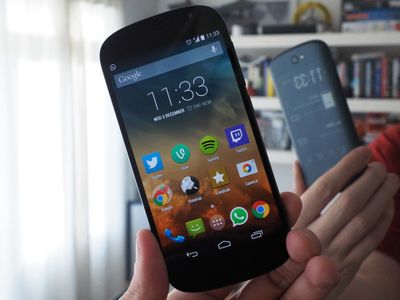 Производством новых смартфонов YotaPhone займётся компания ZTE