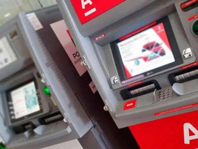 На закрытых форумах начали продавать базу данных клиентов российских банков