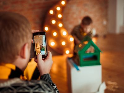 Иван Царевич обогнал Деда Мороза в новогоднем рейтинге самых интернет-активных сказочных героев