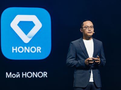 HONOR представила в России флагманский ноутбук на Windows 11, робот-пылесос и беспроводные наушники: характеристики и цены