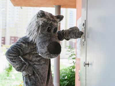 Каждый третий челябинский ребенок готов открыть дверь незнакомцу