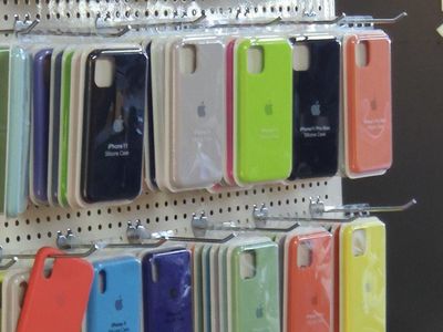 Какой чехол для iPhone выбрать? Типы чехлов на Айфон
