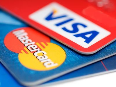 В Крыму снова заработали карты Visa и MasterCard российских банков