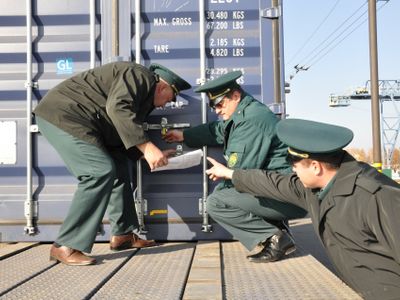 Ввоз в Россию смартфонов и планшетов упростят