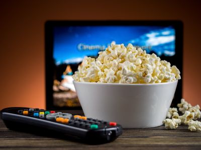 «Ростелеком» запустил безлимитную подписку на российские фильмы и сериалы для абонентов интерактивного ТВ