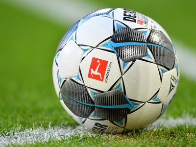 Футбольные трансляции возвращаются на ТВ и в онлайн