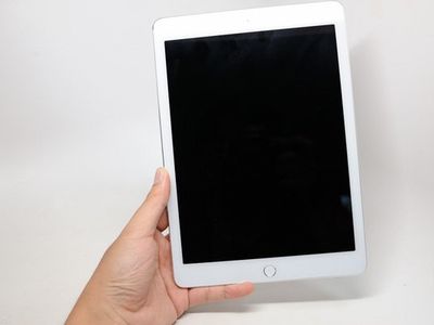 В Сеть выложили фотографии неанонсированного планшета Apple iPad Air 2
