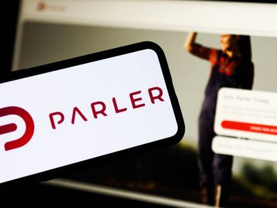 Конец свободе слова: Apple и Google удалили сервис микроблогов Parler из своих магазинов приложений