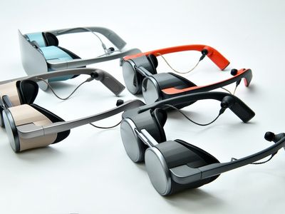 Panasonic анонсировала собственные сверхтонкие VR-очки