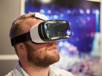 Банк ВТБ провел первую в России сделку по VR-ипотеке