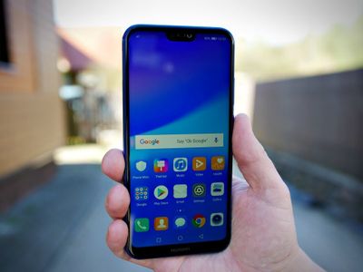 Huawei вышла на первое место по продажам смартфонов в России