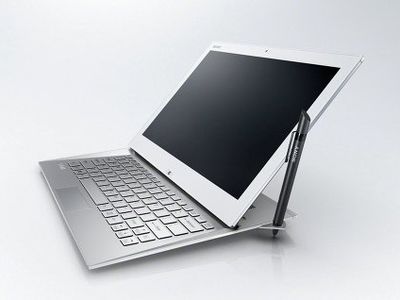 Sony обещает 15 часов автономной работы в новом гибридном ультрабуке