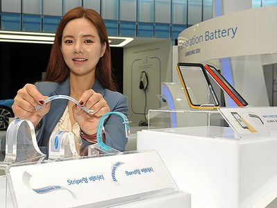 Samsung показала гибкие аккумуляторы для носимой электроники