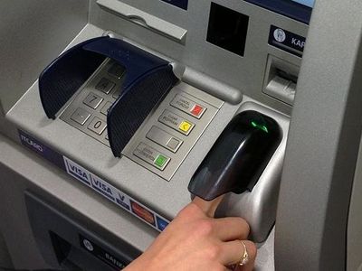 В России заработали первые биометрические банкоматы