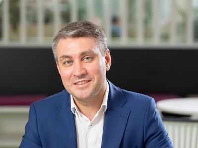 Объединенную розничную сеть «Ростелекома» и Tele2 возглавил Денис Голещихин