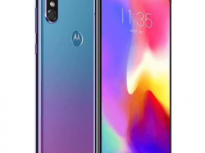 Анонсирован первый смартфон Motorola с вырезом дисплея в стиле iPhone X