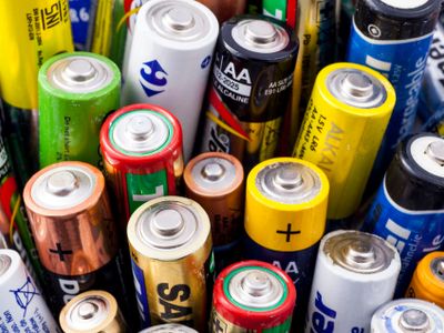 «М.Видео» и «Эльдорадо» запустили сбор батареек в 280 городах России