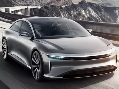 Xiaomi начнёт выпускать автомобили под собственным брендом в 2024 году