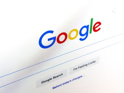 Google будет принудительно занижать ранжирование российских СМИ