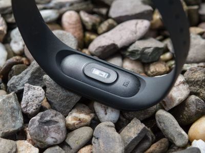 Xiaomi вышла на первое место по продажам фитнес-браслетов и смарт-часов