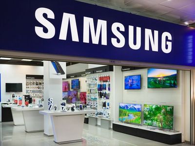 Samsung отчиталась о падении выручки от продажи смартфонов на 18%