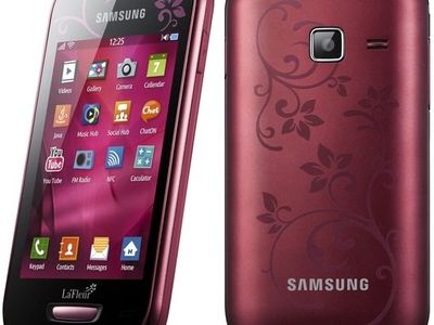 Тобольские девушки учатся покупать телефоны на своих ошибках