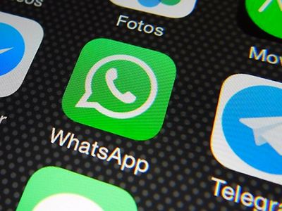 Мессенджеры и соцсети обошли телефонные звонки по популярности у пользователей