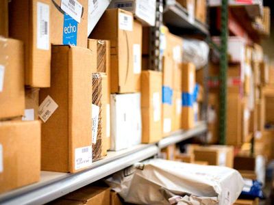 К 2022 году в России порог беспошлинного ввоза посылок снизят до €20