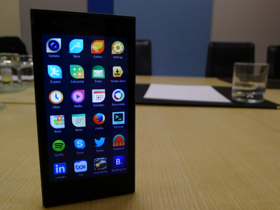 Обязательную предустановку российских программ на смартфоны, компьютеры и смарт ТВ перенесли на 2021 год