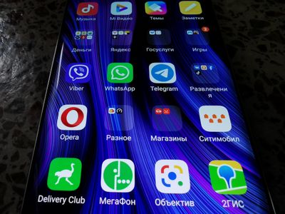 На все смартфоны в России будут устанавливать 16 обязательных приложений: итоговый перечень