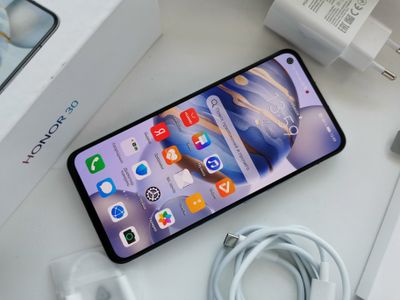 Большой экран, 8 ГБ оперативки и камера 40 Мпикс: тест-обзор смартфона Honor 30