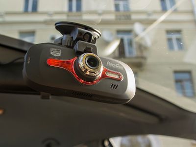 Обзор видеорегистратора AdvoCam-FD8 RED-II с двухсистемной антенной ГЛОНАСС/GPS