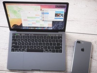Apple раскрыла цены новых MacBook Pro в России