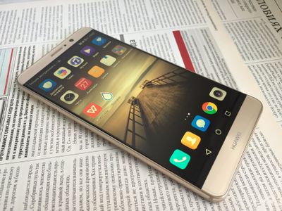 Huawei Mate 9: обзор мощного фаблета с двойной камерой 