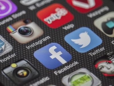 Штрафы на 94,1 млн рублей: Роскомнадзор проверил иностранные медиаресурсы и соцсети