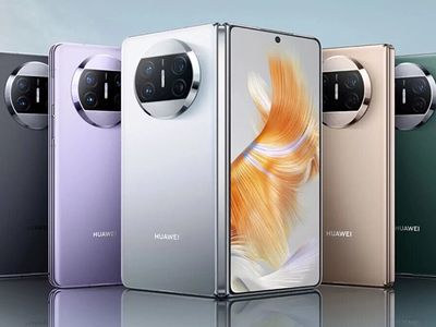 Складной смартфон с защитой от воды: Huawei представила телефон-книжку Mate X3